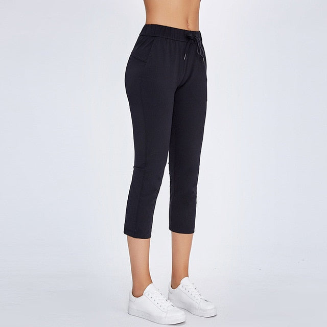 Lola Lightweight Mid-Rise Pants