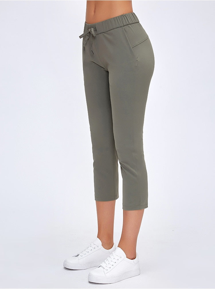 Lola Lightweight Mid-Rise Pants