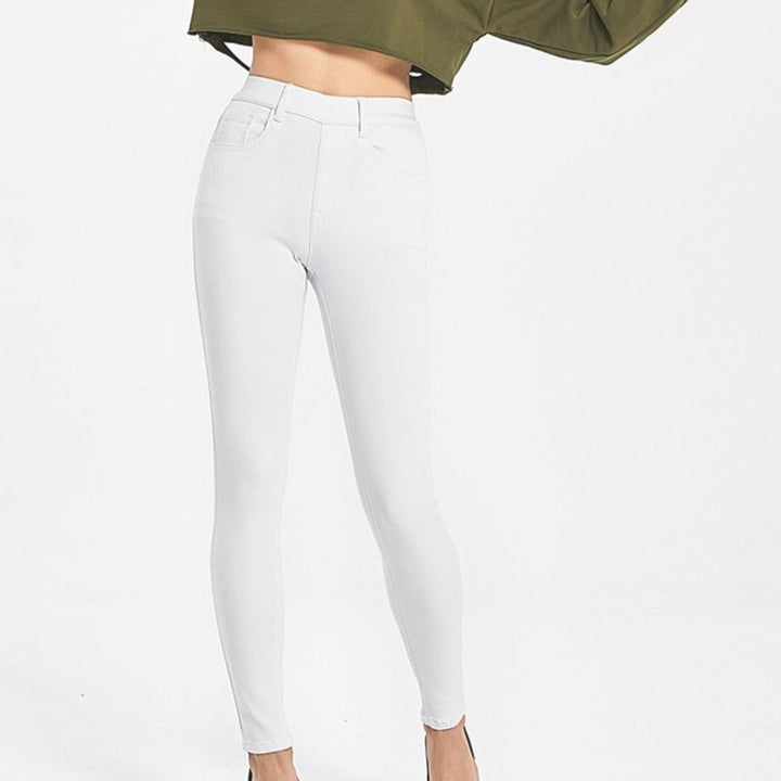 Aura High-Waist Jeans